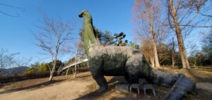 【岡山県苫田郡鏡野町】男女山公園（おとめやまこうえん）恐竜公園