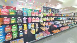 【岡山県美作市湯郷温泉】湯郷駄菓子館/無料室内キッズスペース/カラオケ(ゆのごうだがしかん)