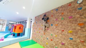 【岡山県美作市湯郷温泉】湯郷駄菓子館/無料室内キッズスペース/カラオケ(ゆのごうだがしかん)