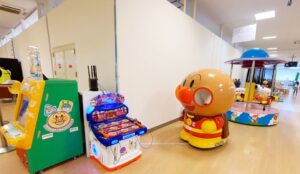 【兵庫県神戸市遊び場】キッズランドUS神戸大久保店（こうべおおくぼてん）【全天候型室内キッズスペース/ゲーセン】